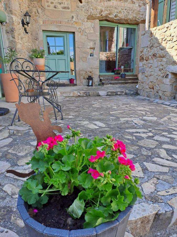 Domaine Saint Claude - Gite , Chambres D'Hotes & Hebergement Insolite Malleval Exterior foto